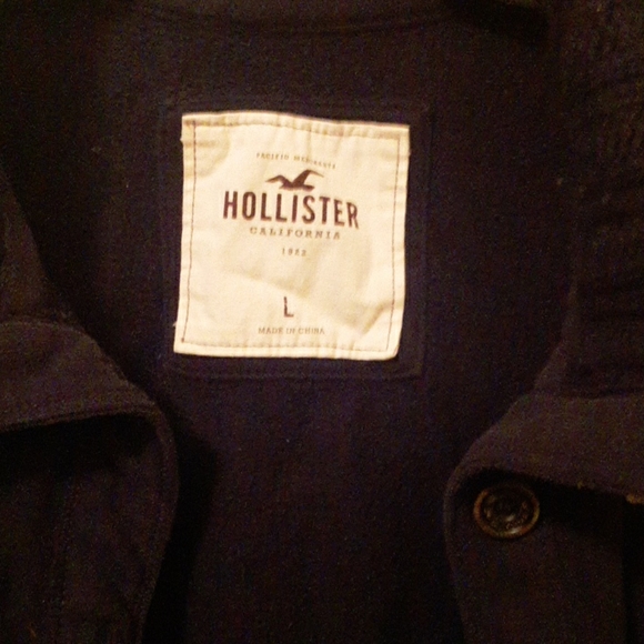 A black button up sweater - Picture 2 of 3